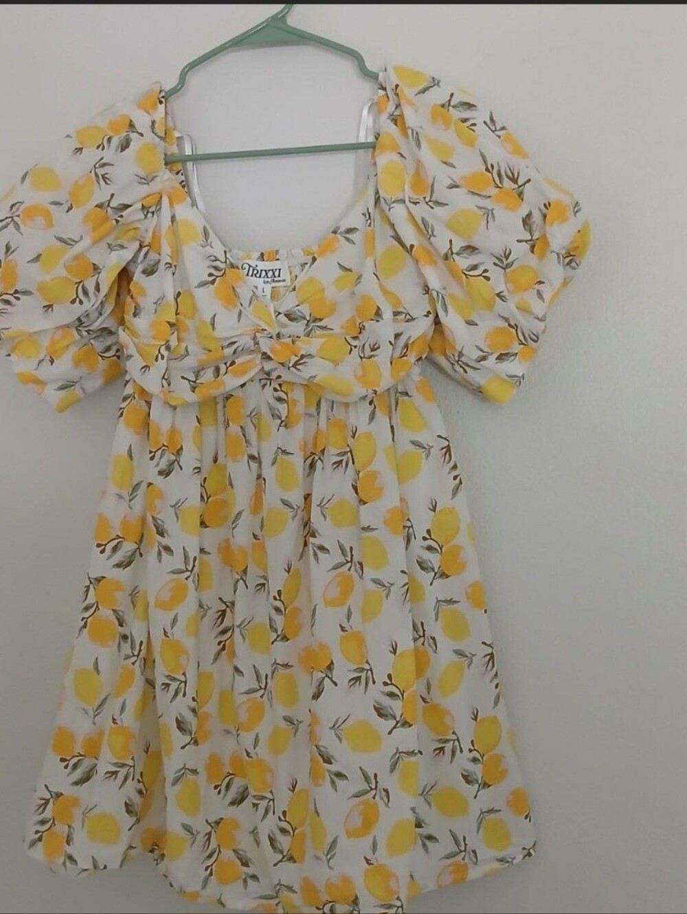 Trixxi White Dress with Yellow Lemon Print and Puff Sleeves Size L - Picture 4 of 9